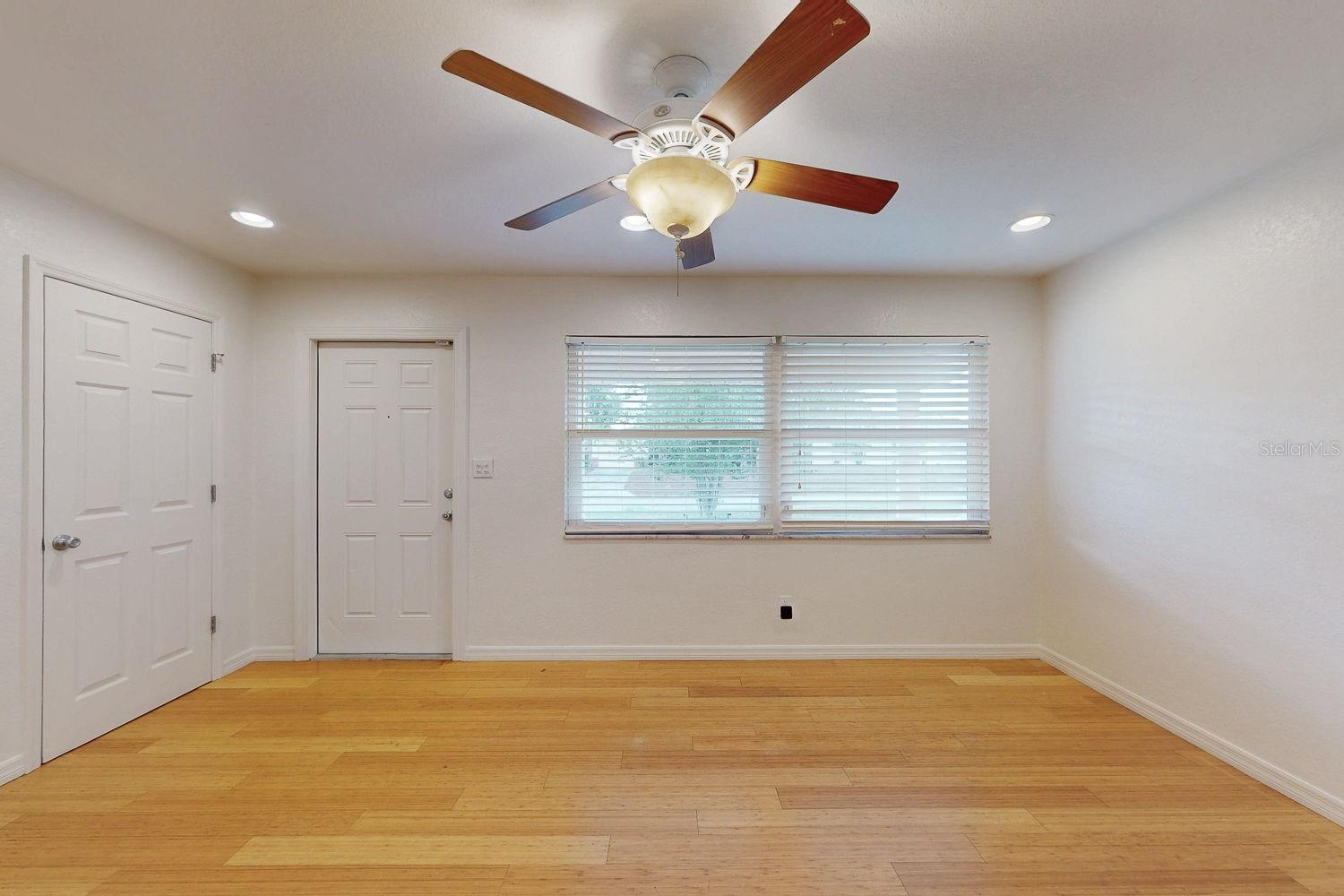 6642 27TH ST N, ST PETERSBURG, FL, 33702