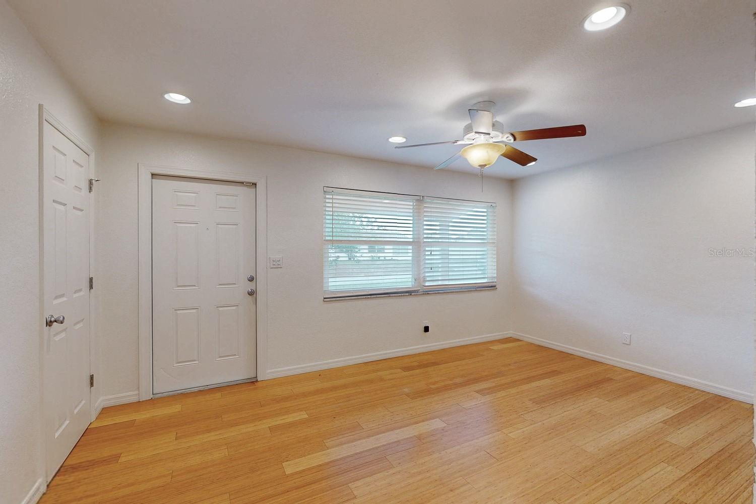 6642 27TH ST N, ST PETERSBURG, FL, 33702