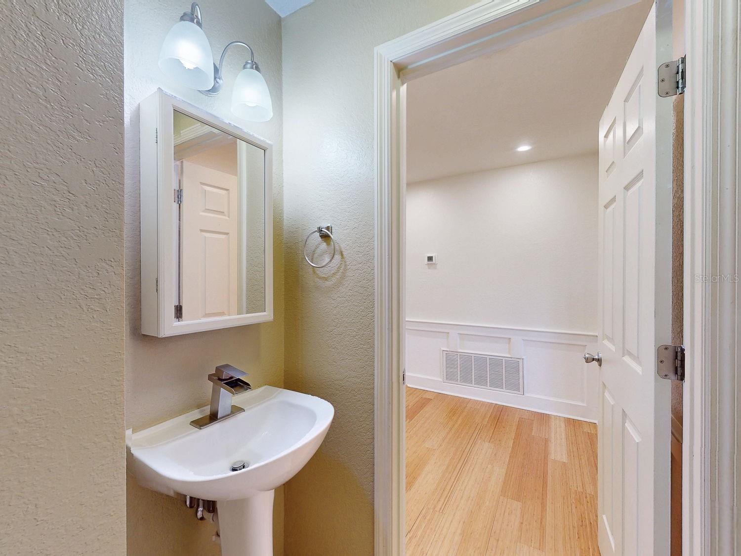 6642 27TH ST N, ST PETERSBURG, FL, 33702