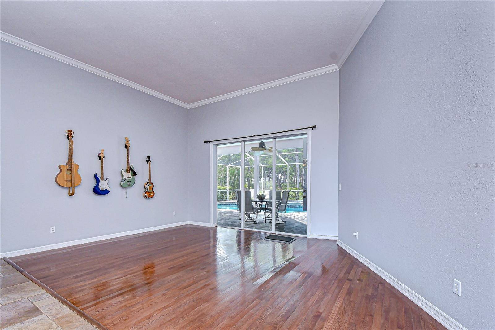 5201 LAUREL POINTE DR, VALRICO, FL, 33594