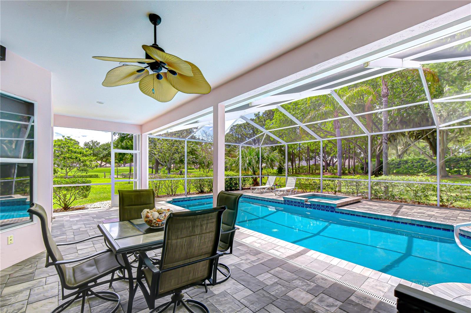 5201 LAUREL POINTE DR, VALRICO, FL, 33594