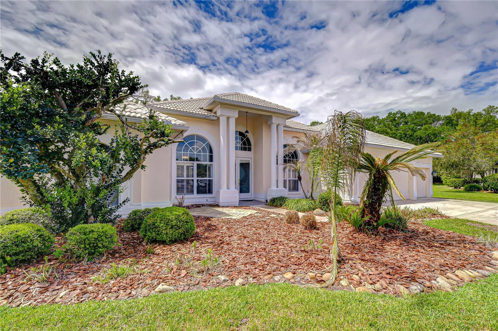 5201 LAUREL POINTE DR, VALRICO, FL, 33594