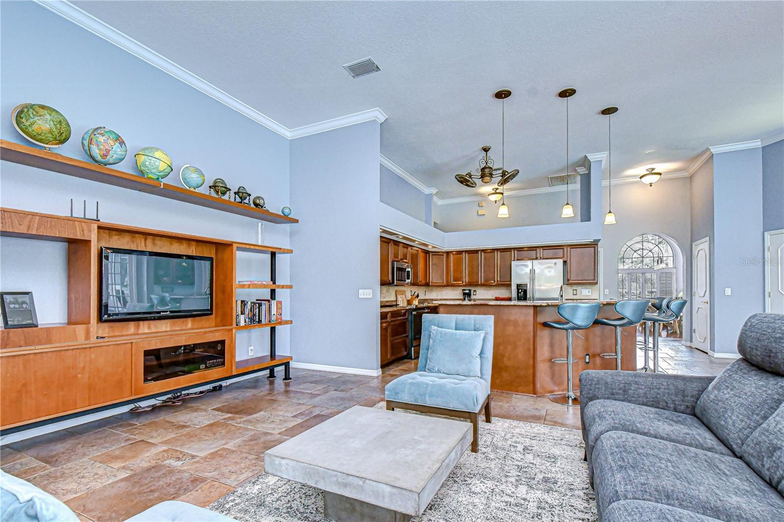 5201 LAUREL POINTE DR, VALRICO, FL, 33594