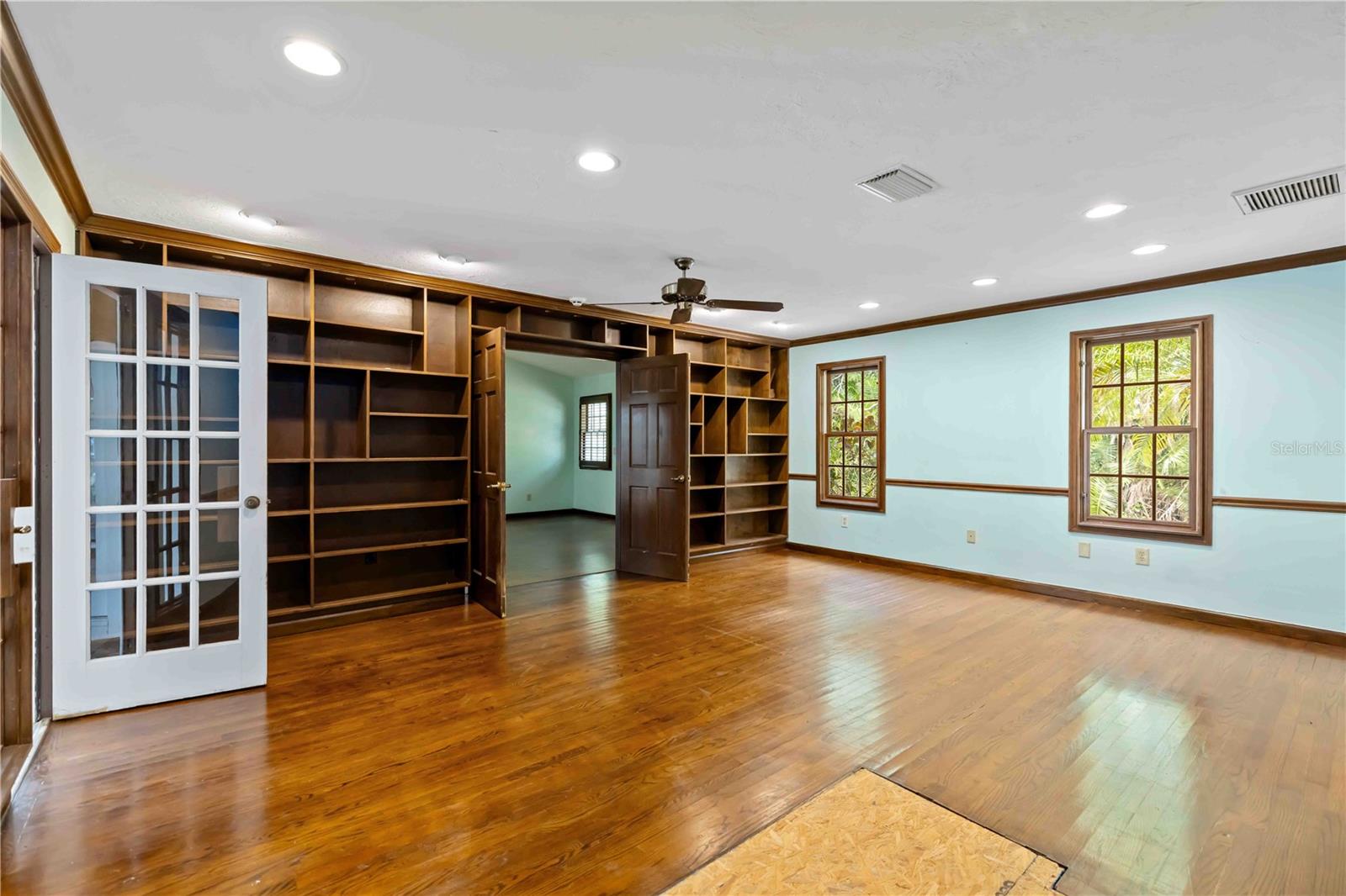 7535 CASTLE DR, SARASOTA, FL, 34240