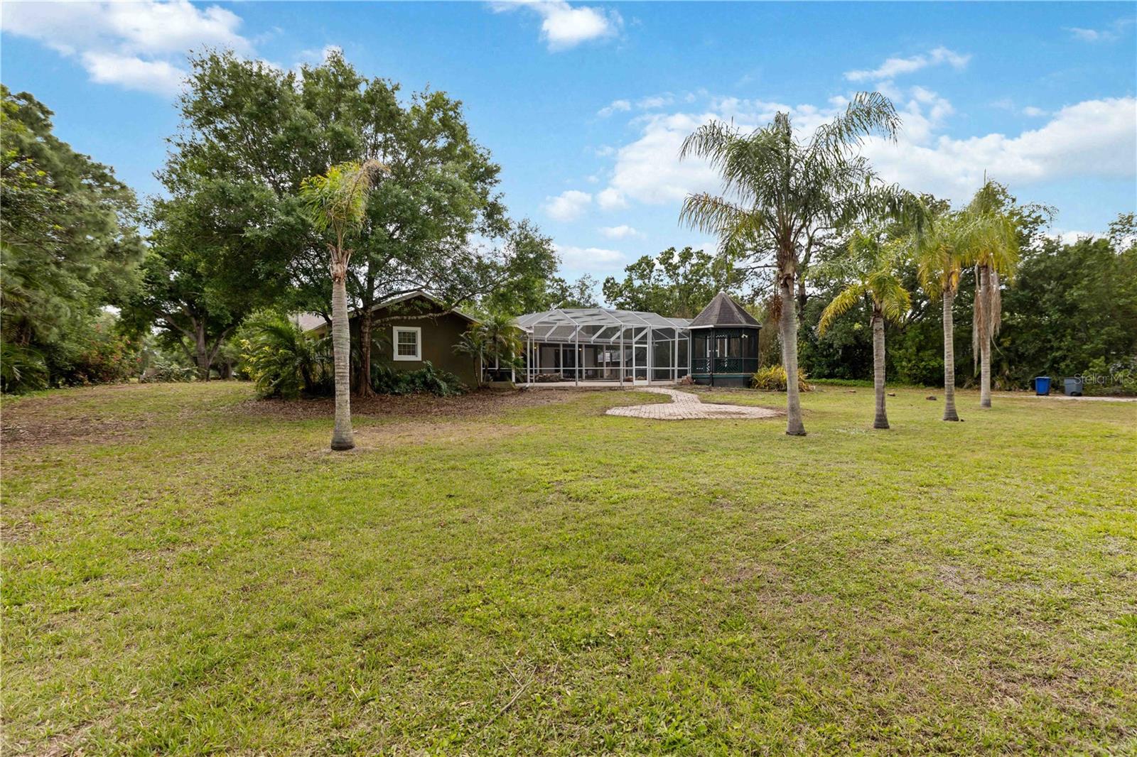 7535 CASTLE DR, SARASOTA, FL, 34240