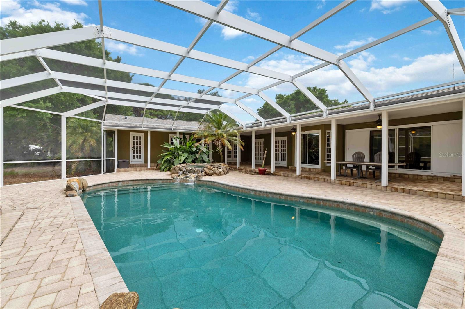 7535 CASTLE DR, SARASOTA, FL, 34240