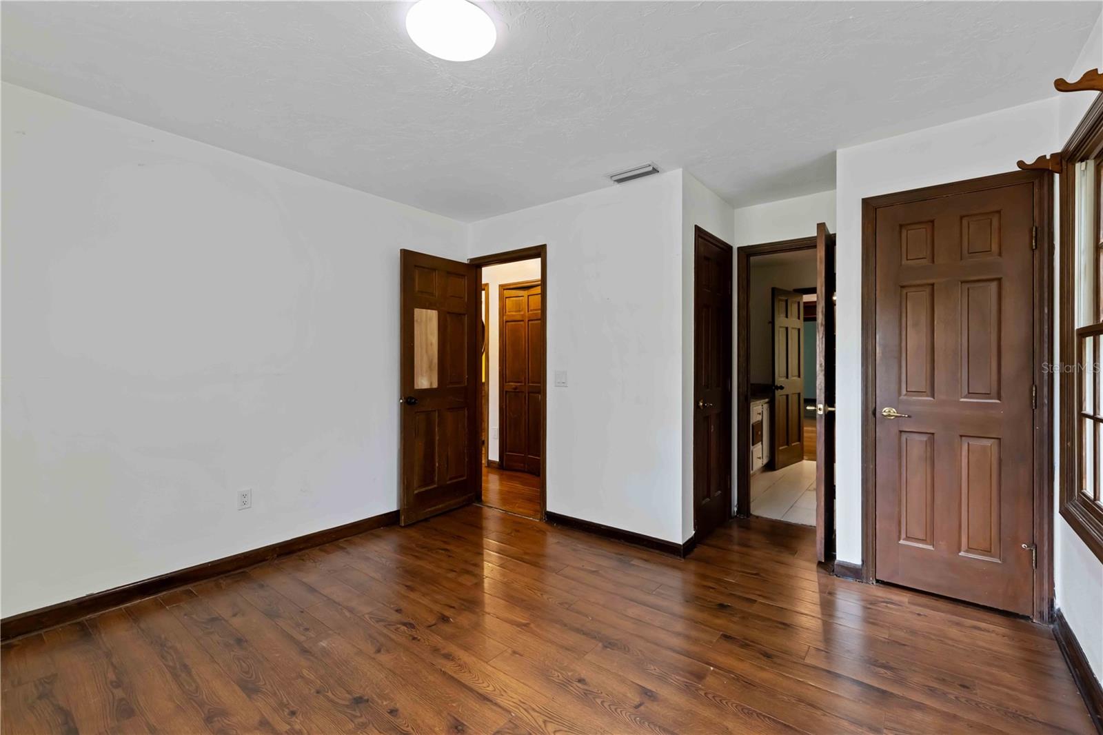 7535 CASTLE DR, SARASOTA, FL, 34240
