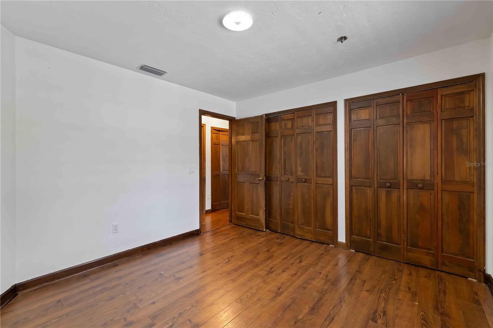 7535 CASTLE DR, SARASOTA, FL, 34240