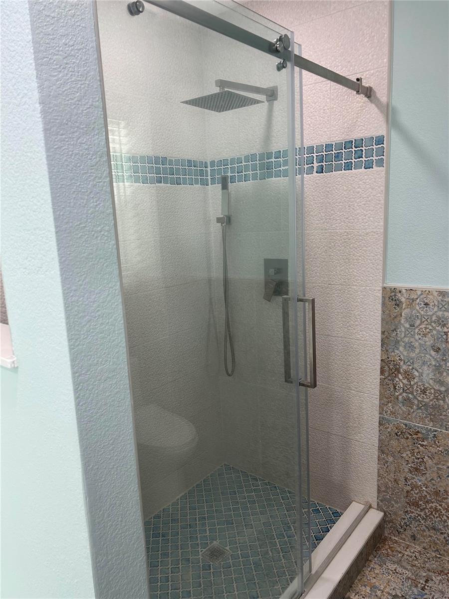 717 SUNSET CV, MADEIRA BEACH, FL, 33708