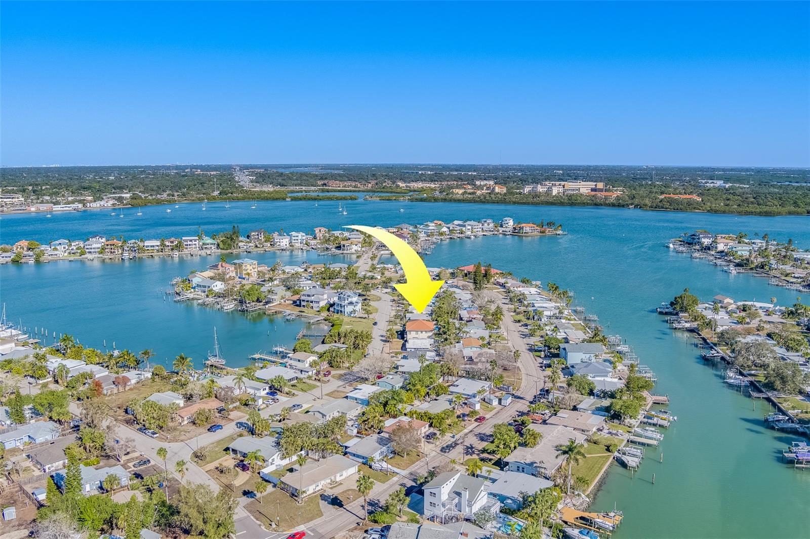 717 SUNSET CV, MADEIRA BEACH, FL, 33708