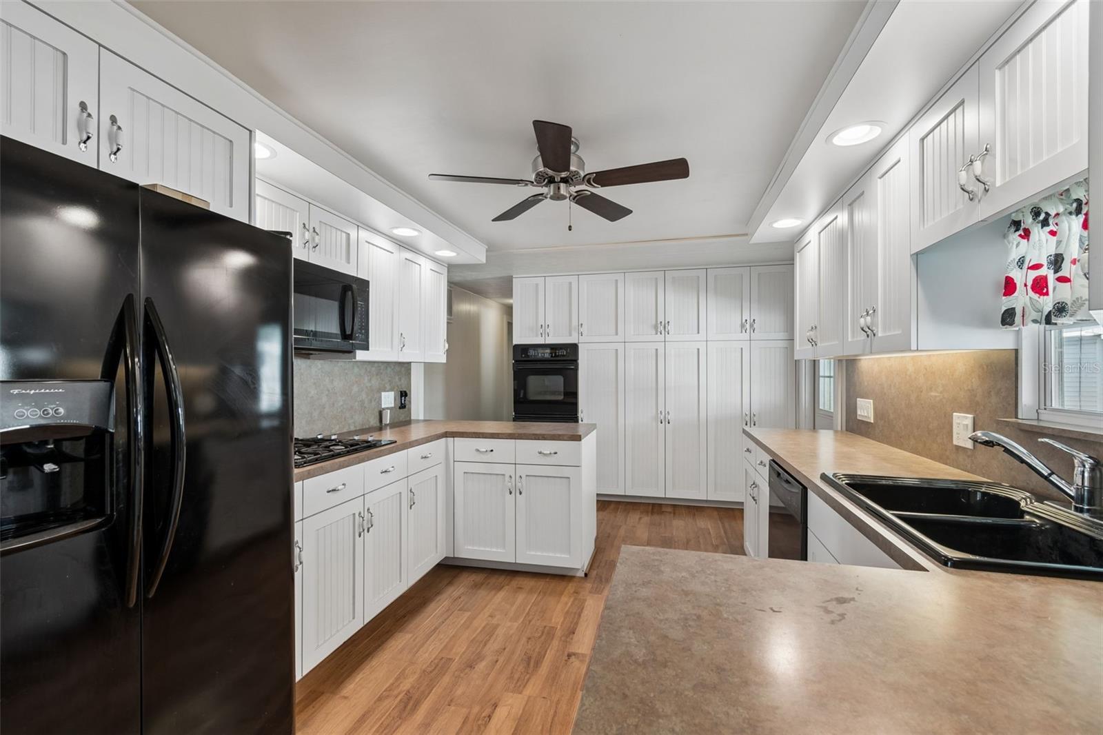 12651 SEMINOLE BLVD #15I, LARGO, FL, 33778