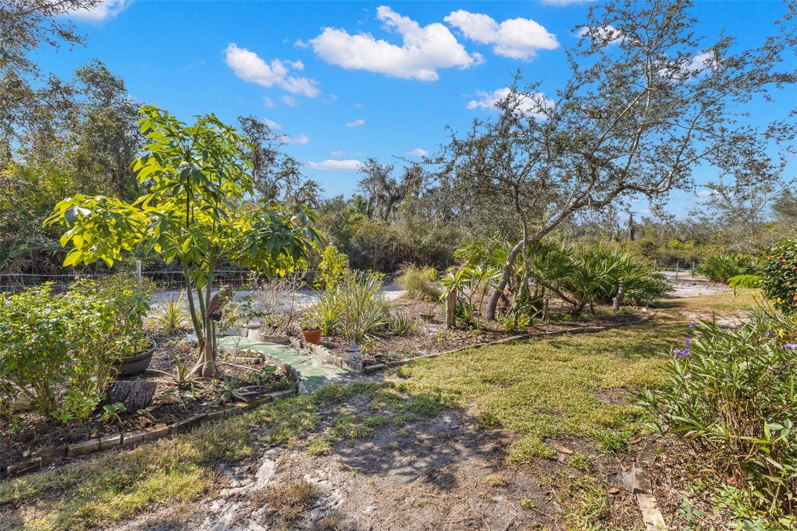 2346 OAKLEY GREEN DR, SUN CITY CENTER, FL, 33573