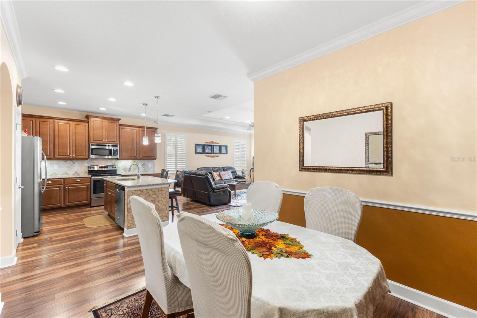 2346 OAKLEY GREEN DR, SUN CITY CENTER, FL, 33573