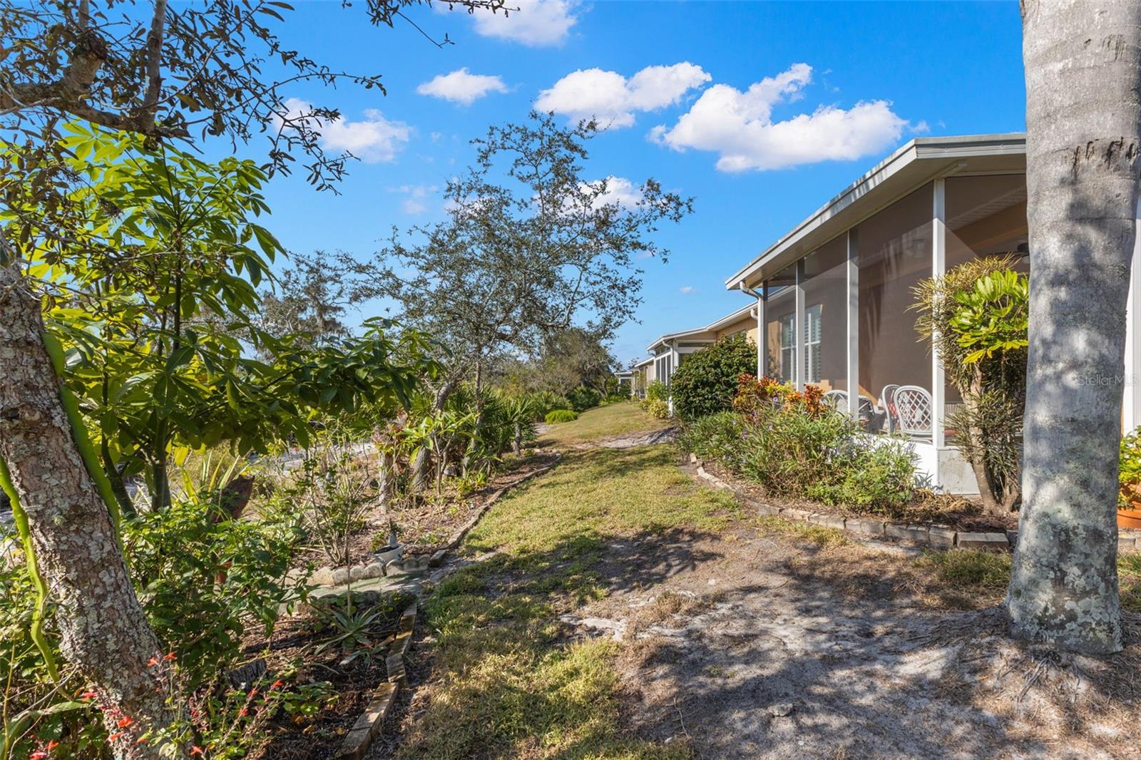 2346 OAKLEY GREEN DR, SUN CITY CENTER, FL, 33573