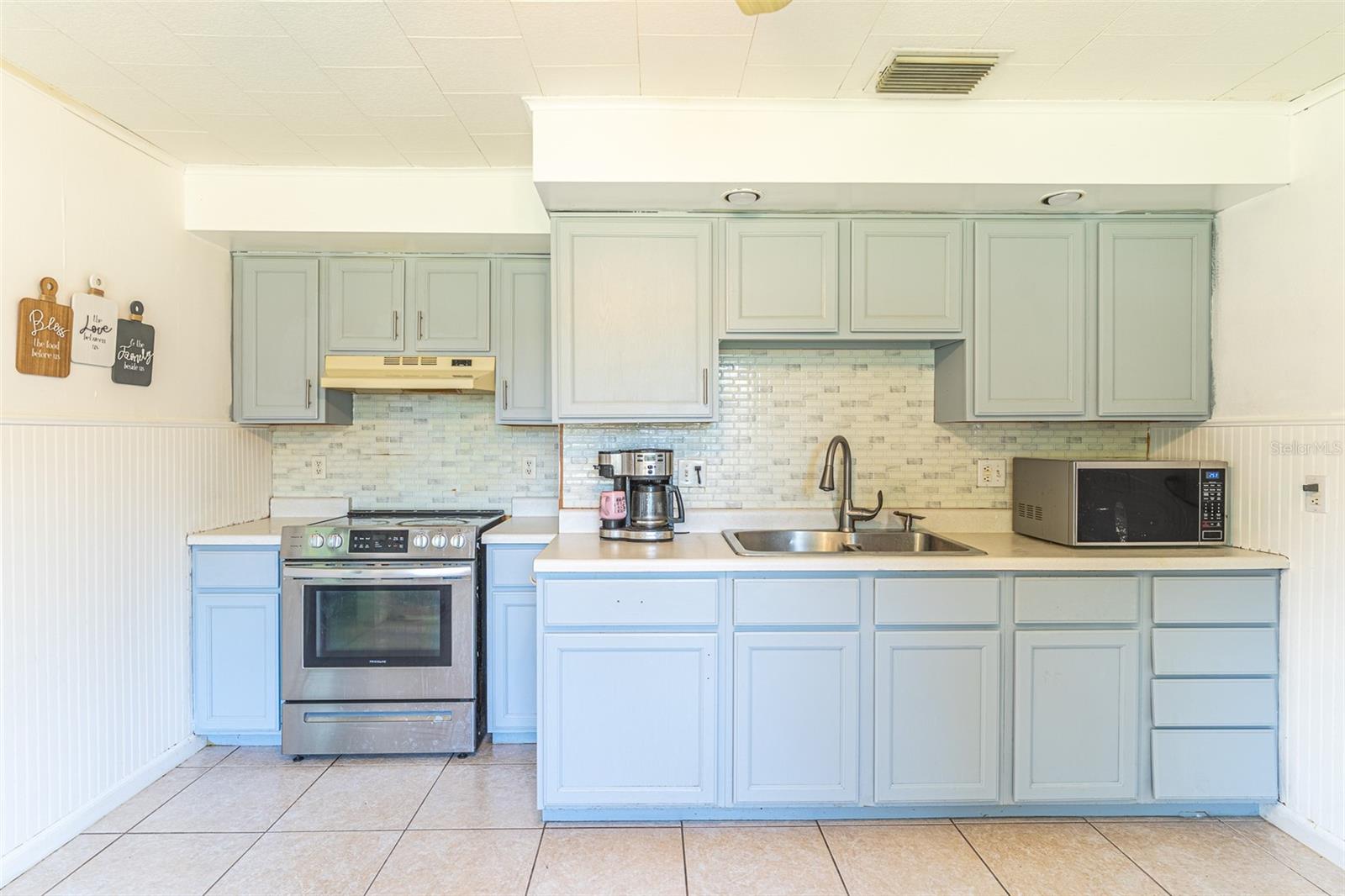 38332 FIR AVE, ZEPHYRHILLS, FL, 33542