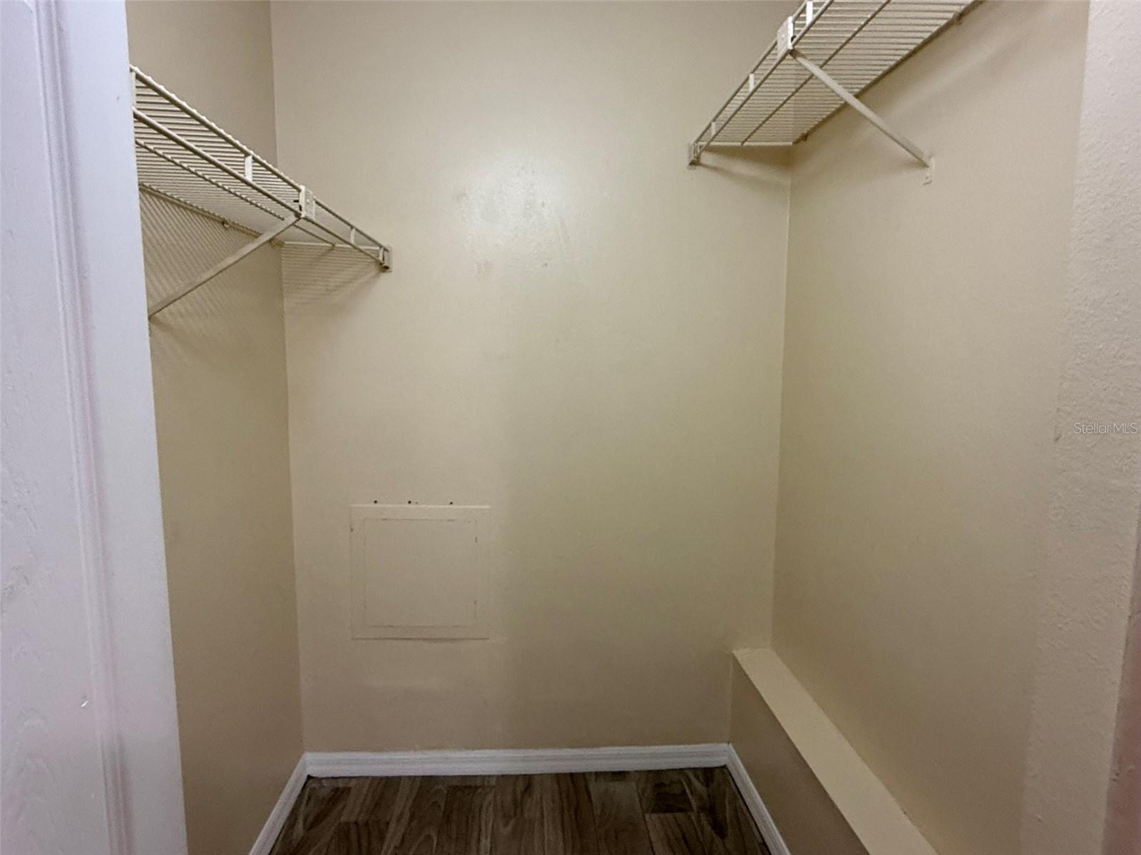 221 LAKE BROOK CIR #203, BRANDON, FL, 33511