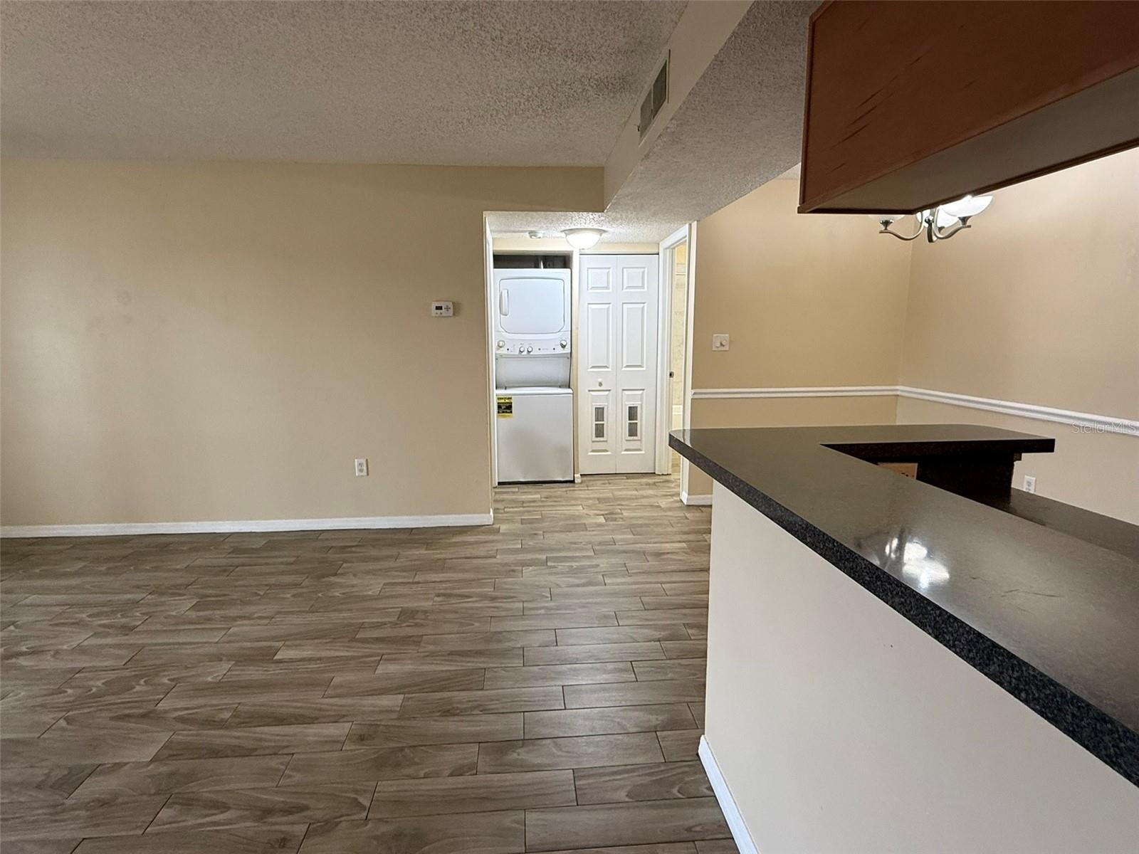 221 LAKE BROOK CIR #203, BRANDON, FL, 33511