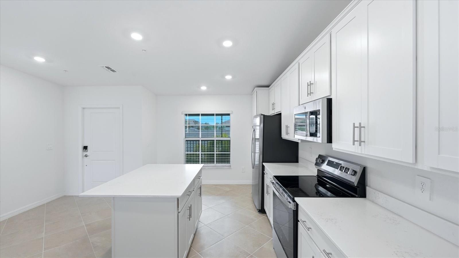 17475 OPAL SAND DR #208, VENICE, FL, 34293