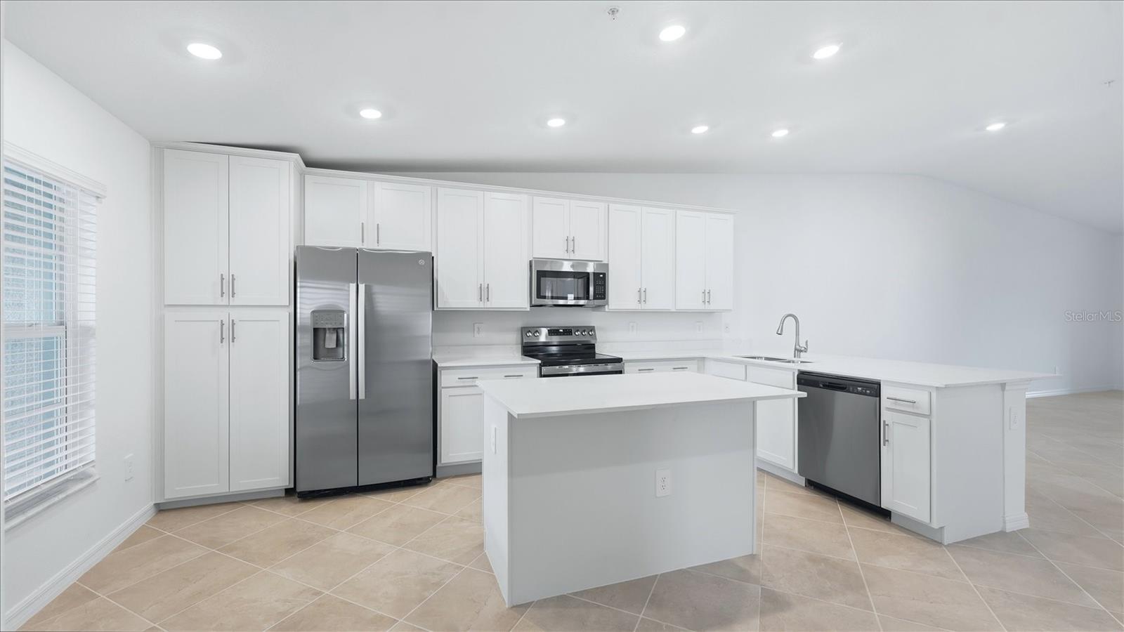 17475 OPAL SAND DR #208, VENICE, FL, 34293