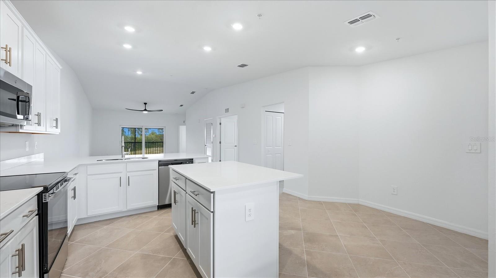 17475 OPAL SAND DR #208, VENICE, FL, 34293