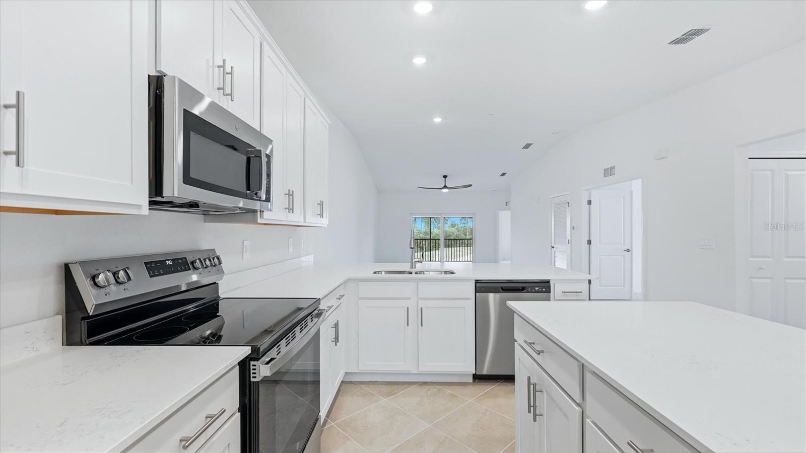 17475 OPAL SAND DR #208, VENICE, FL, 34293