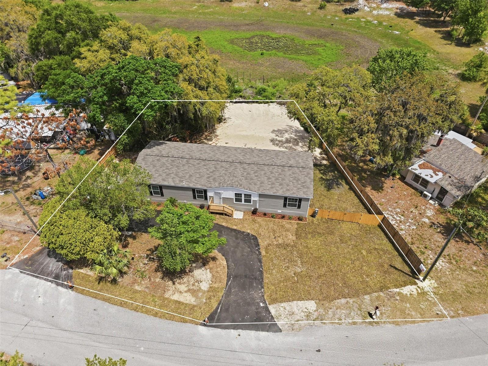 9533 ROUND LAKE DR, WEEKI WACHEE, FL, 34613