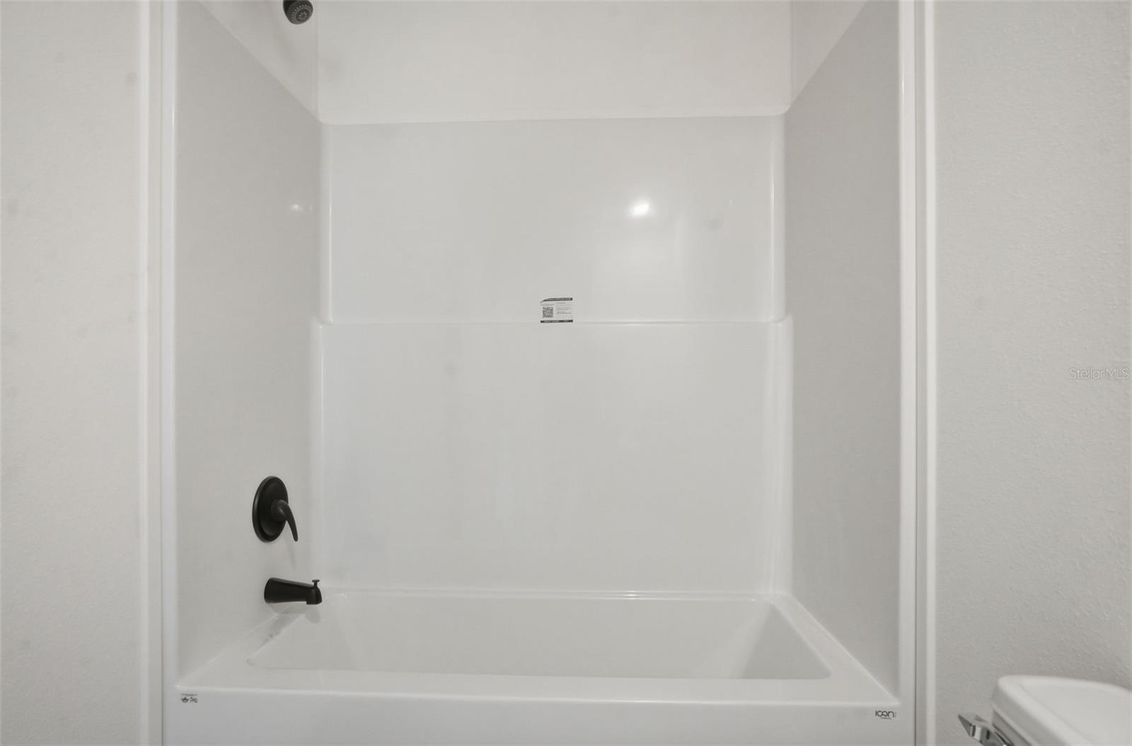 9533 ROUND LAKE DR, WEEKI WACHEE, FL, 34613