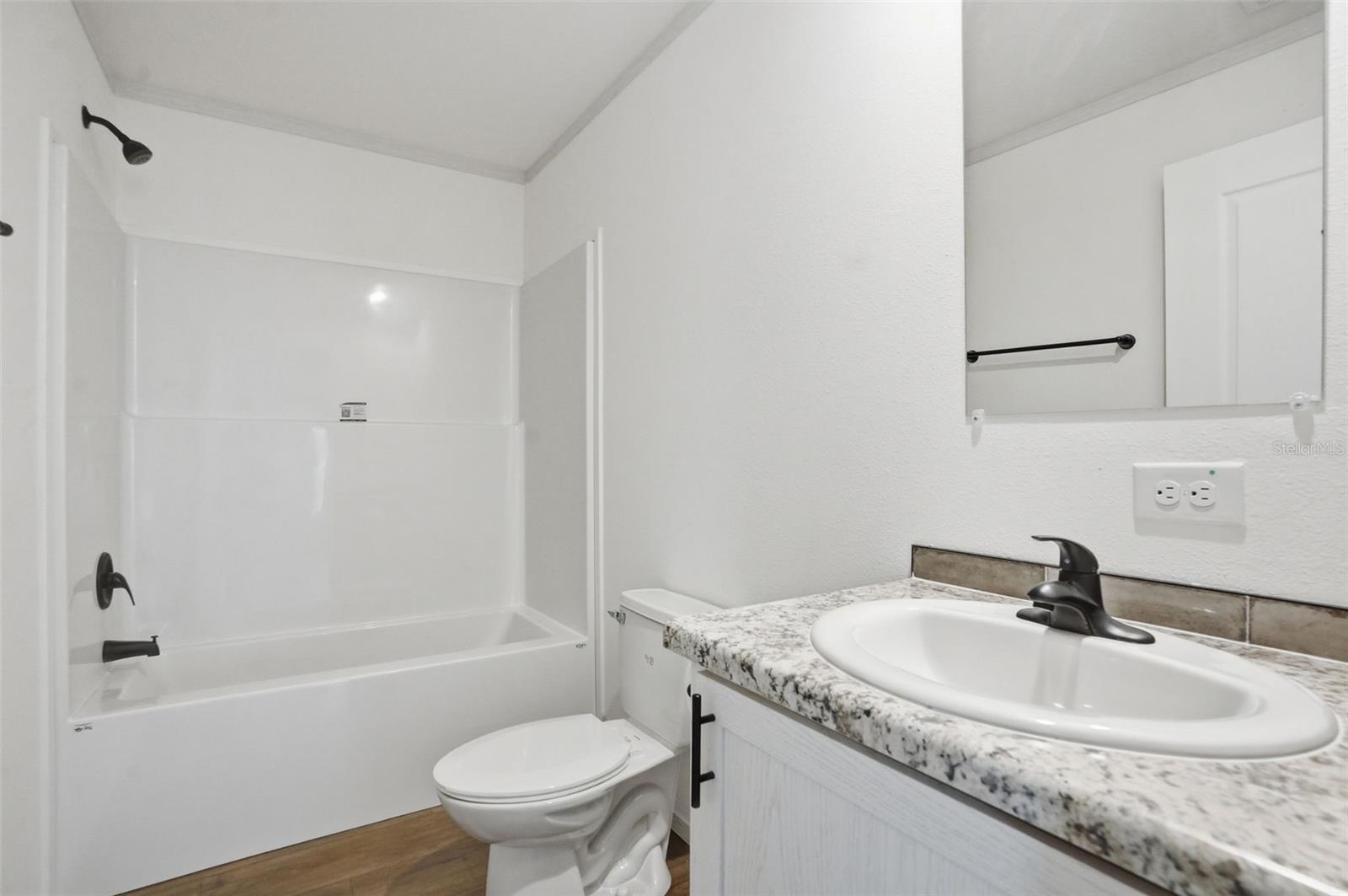 9533 ROUND LAKE DR, WEEKI WACHEE, FL, 34613