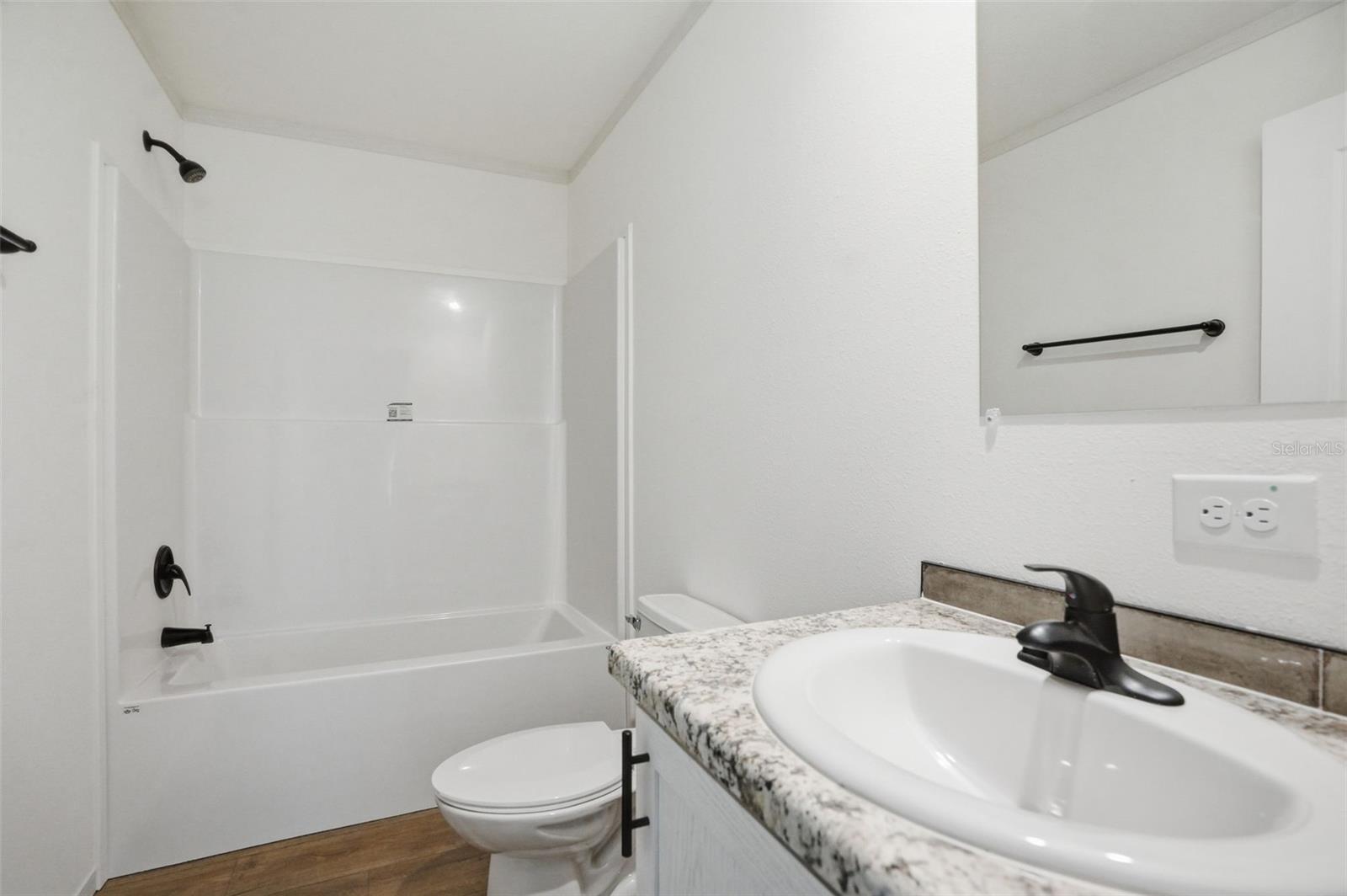 9533 ROUND LAKE DR, WEEKI WACHEE, FL, 34613