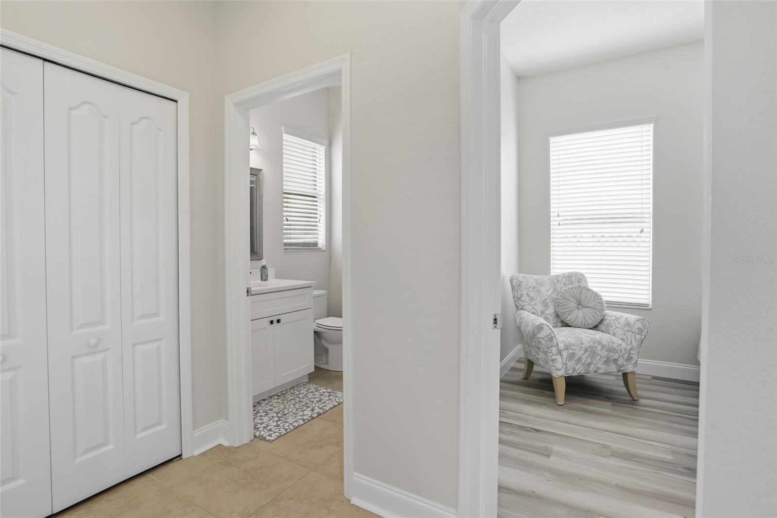 2nd bath and bedroom on main floor