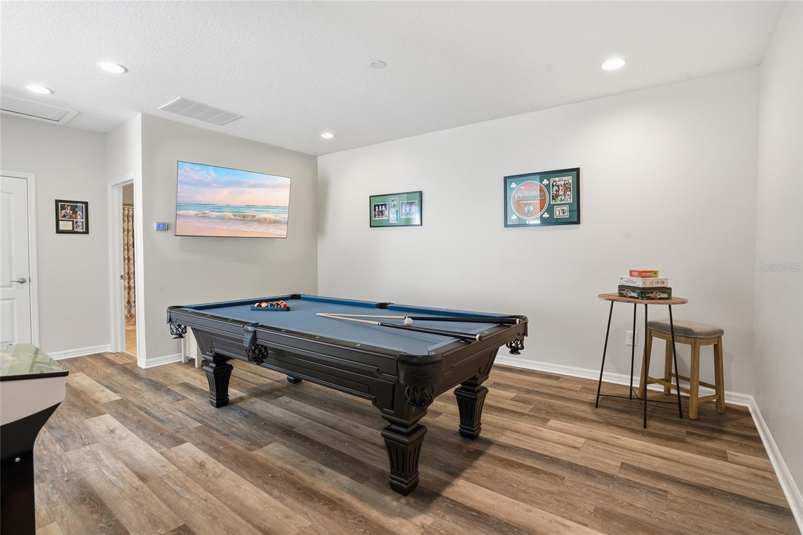 look at the size of this room - perfect for nextgen living