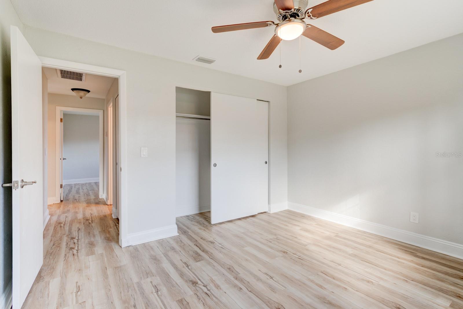 700 LINDENWOOD CIR E, ORMOND BEACH, FL, 32174