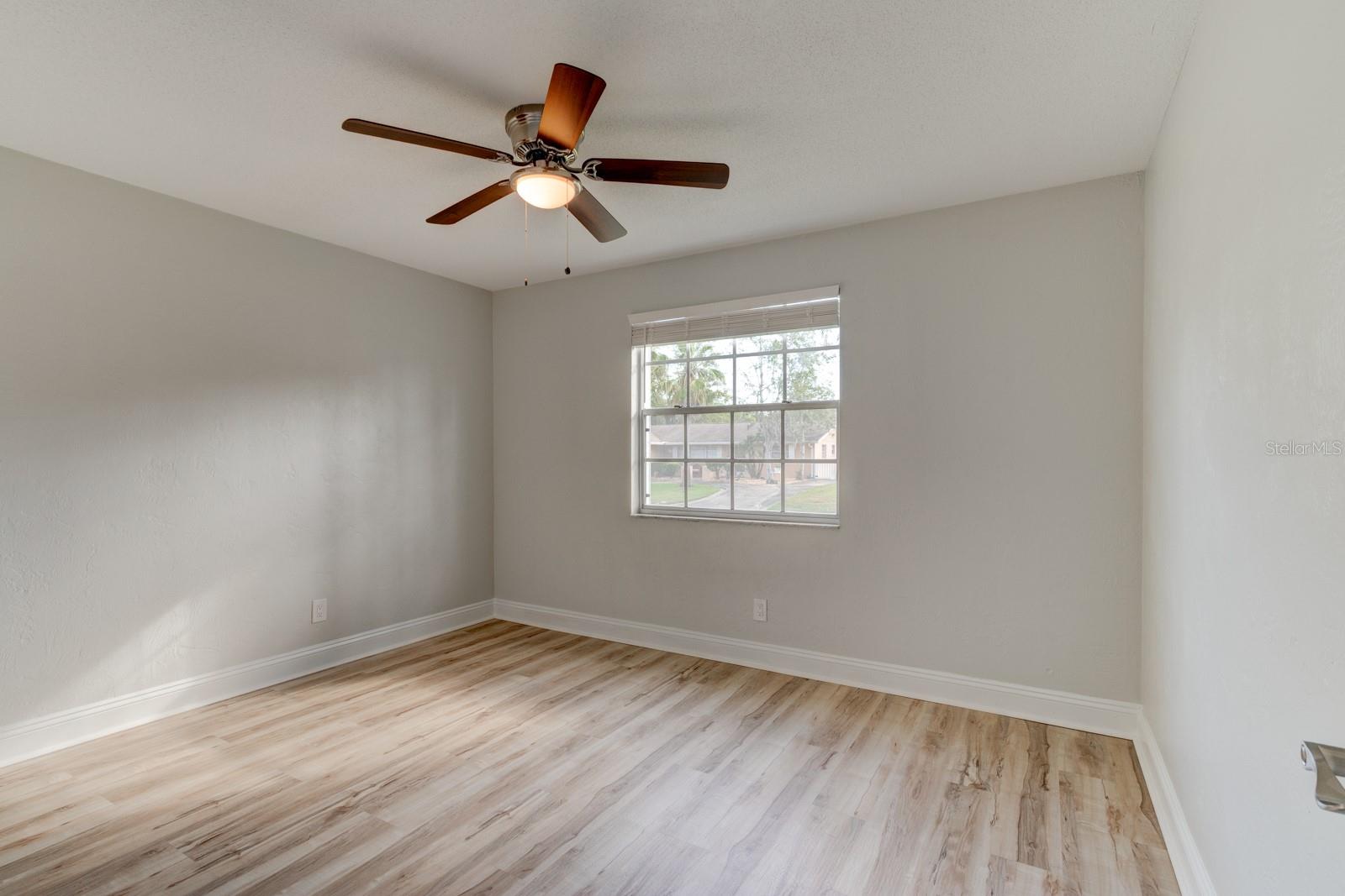 700 LINDENWOOD CIR E, ORMOND BEACH, FL, 32174