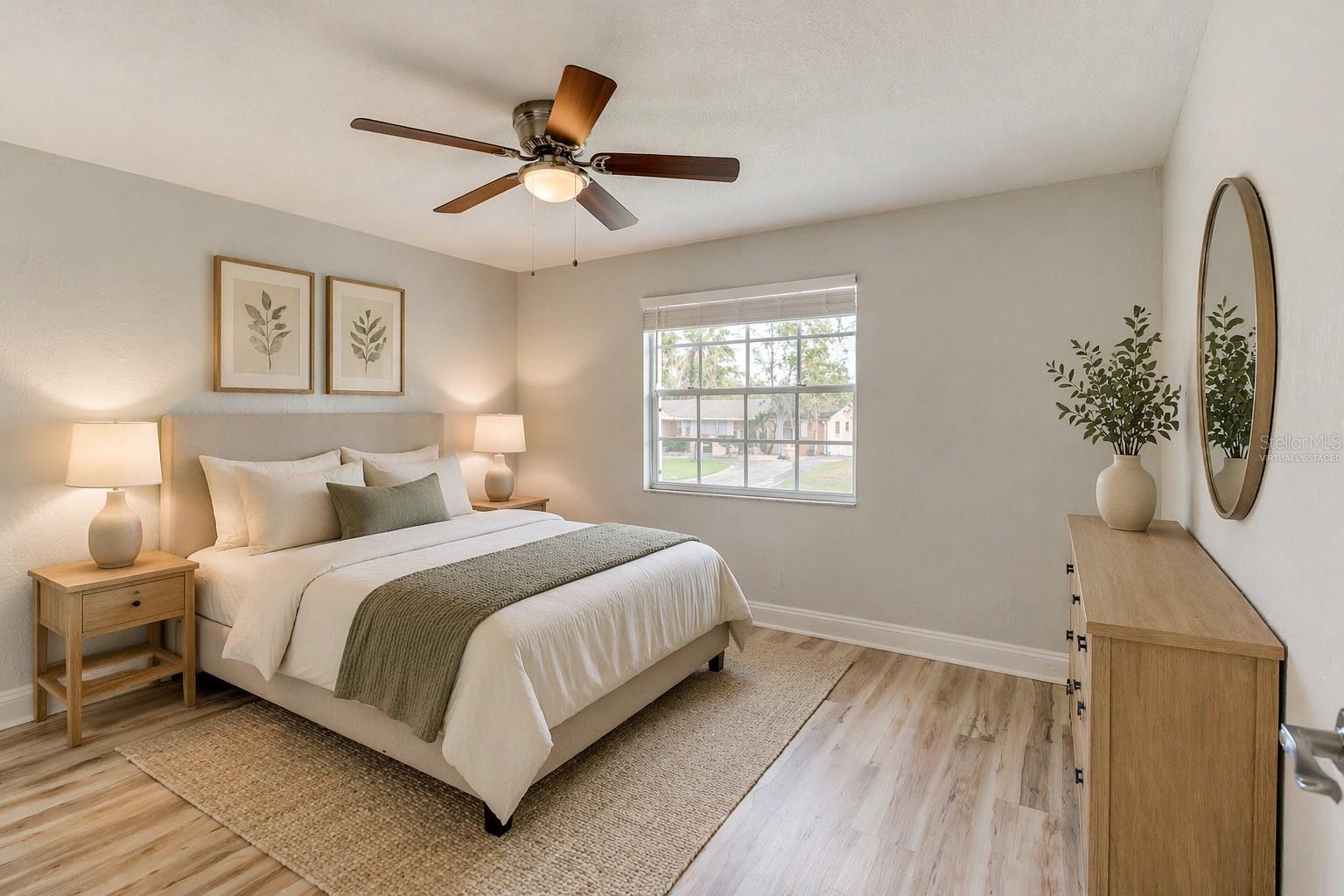 700 LINDENWOOD CIR E, ORMOND BEACH, FL, 32174