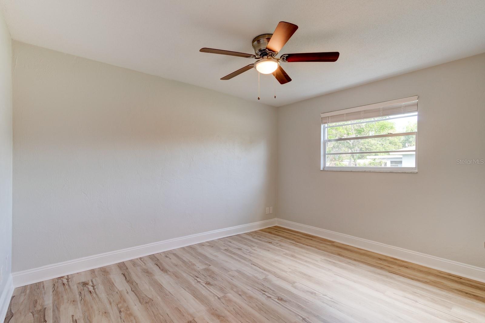 700 LINDENWOOD CIR E, ORMOND BEACH, FL, 32174