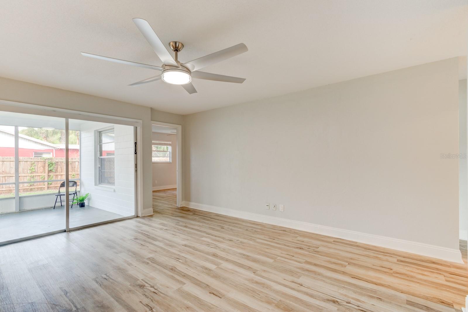 700 LINDENWOOD CIR E, ORMOND BEACH, FL, 32174