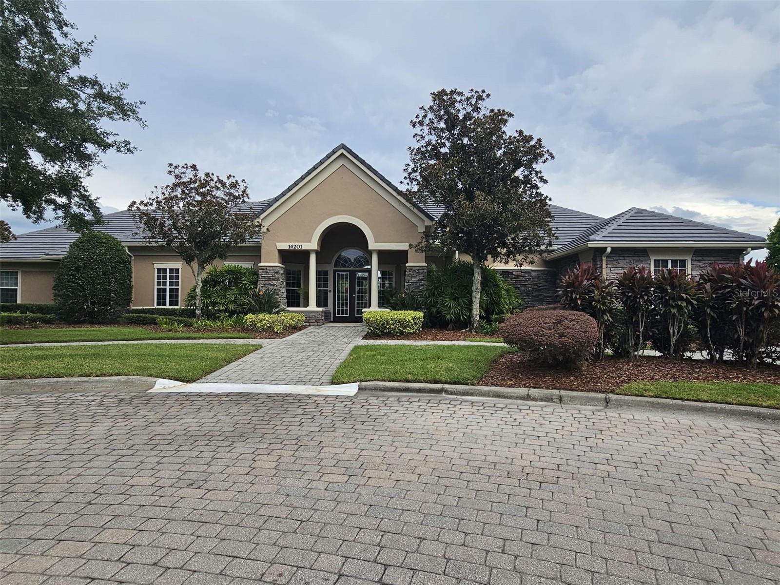2015 RESTON RD #2211, ORLANDO, FL, 32837