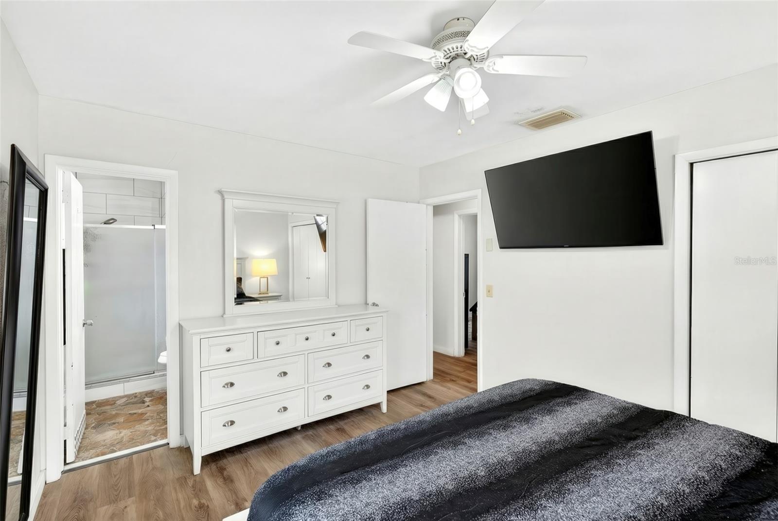 1565 S EVERGREEN AVE, CLEARWATER, FL, 33756