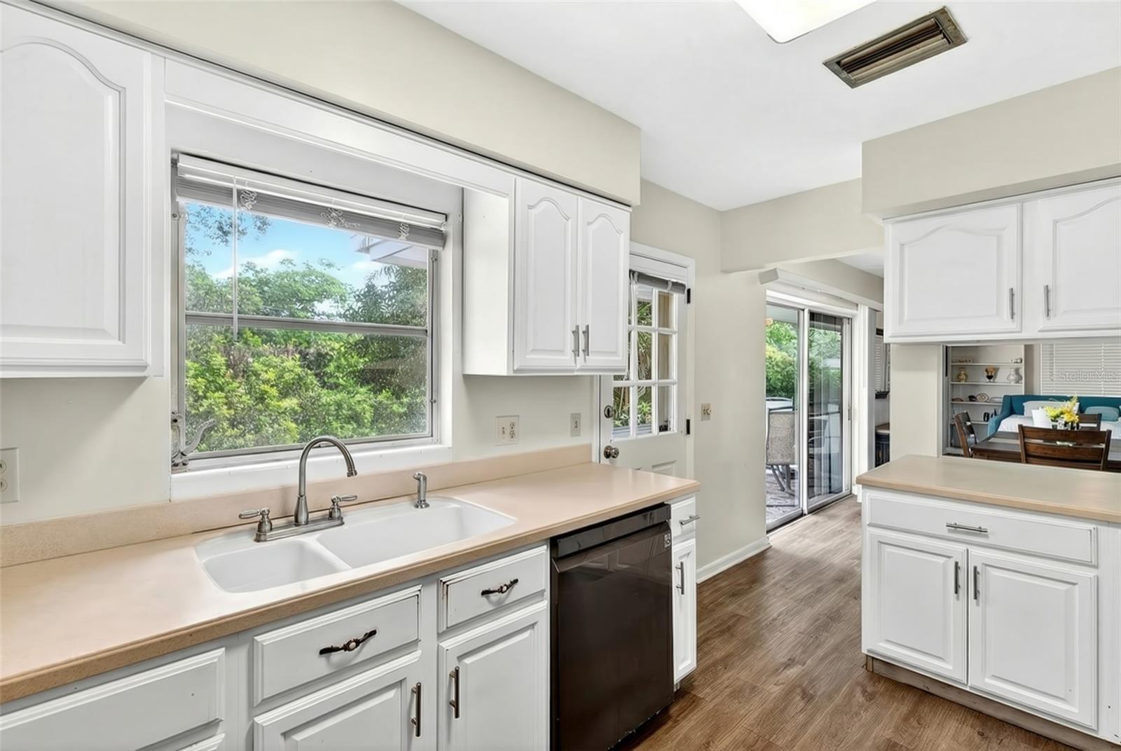 1565 S EVERGREEN AVE, CLEARWATER, FL, 33756