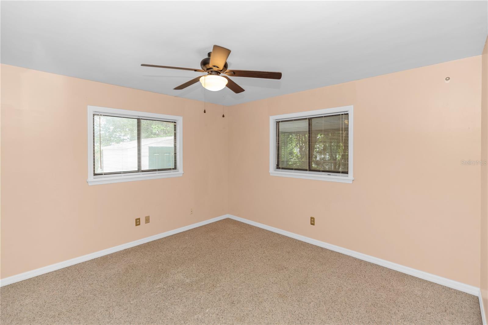 86 DOGWOOD TRL, DEBARY, FL, 32713