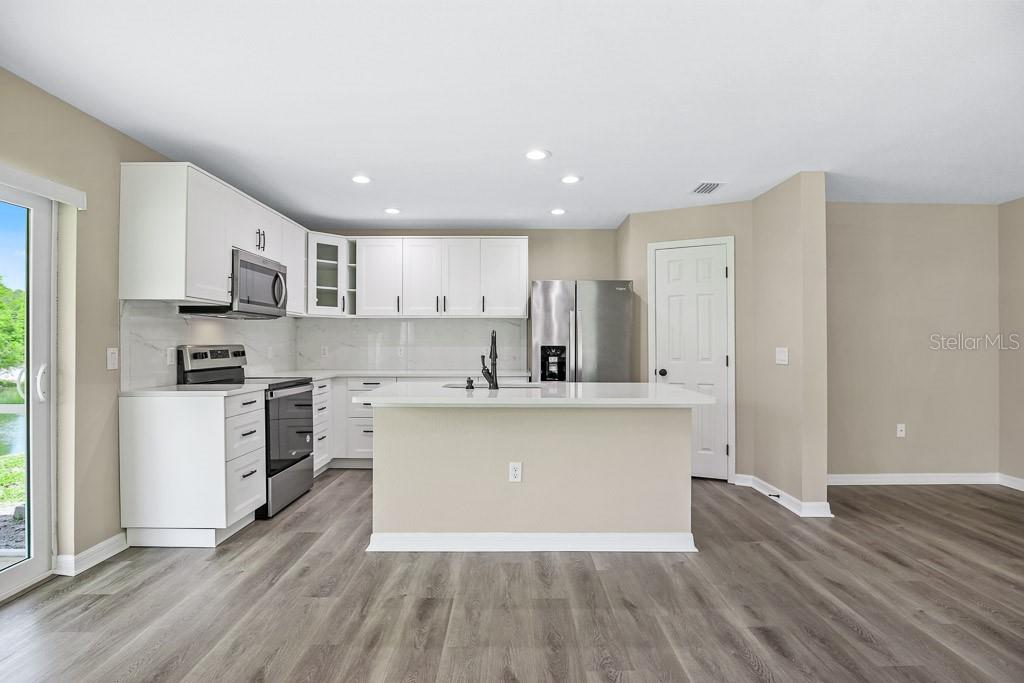 10831 JOHANNA AVE, RIVERVIEW, FL, 33578