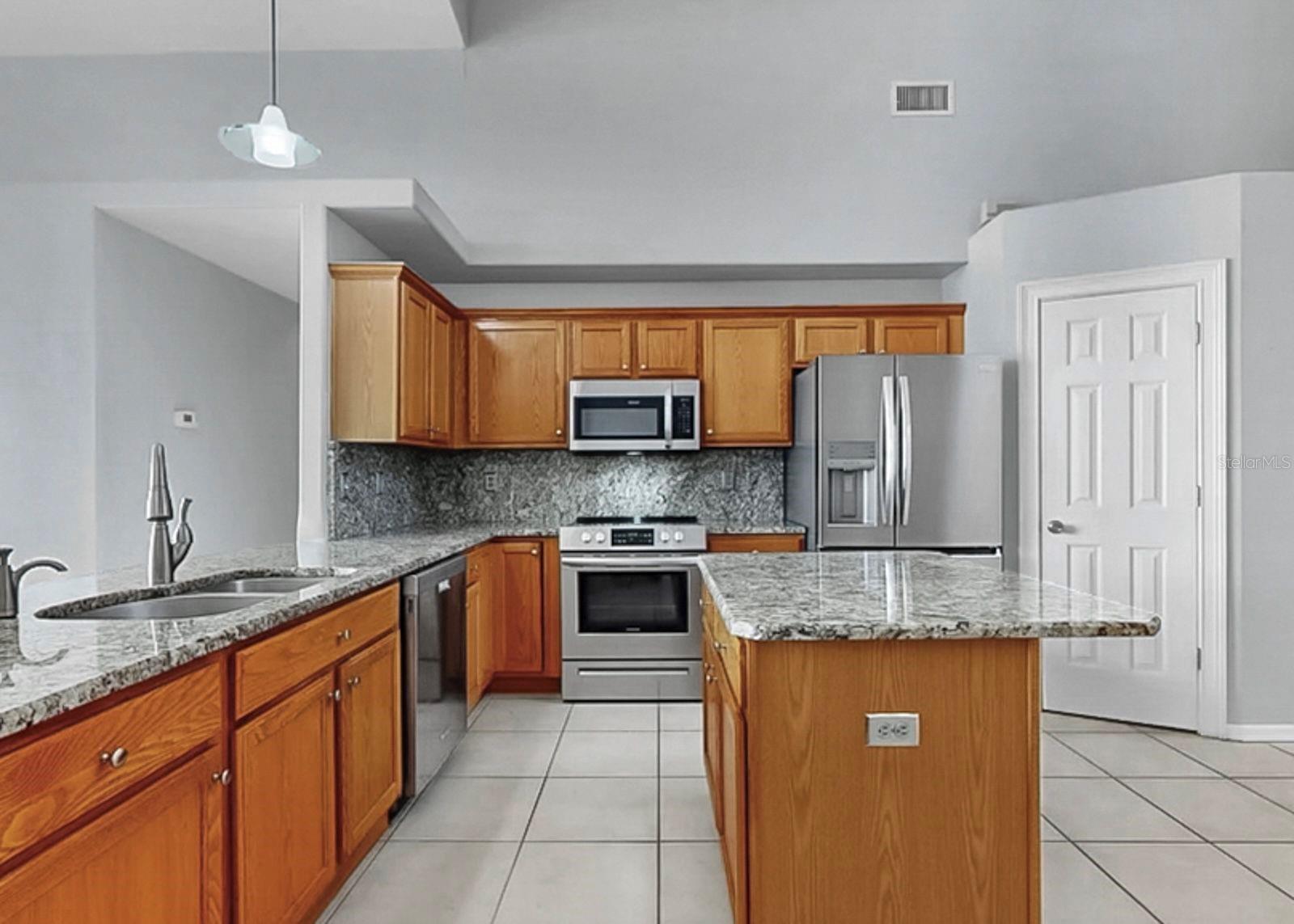220 ROSANA DR, BRANDON, FL, 33511
