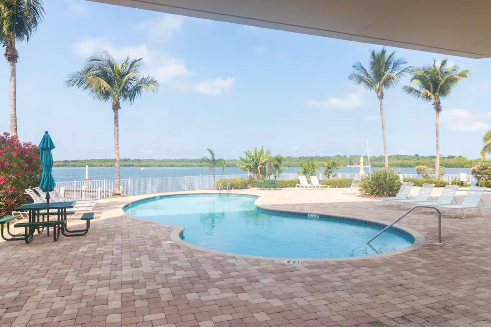 8800 BAY PINES BLVD #320, ST PETERSBURG, FL, 33709