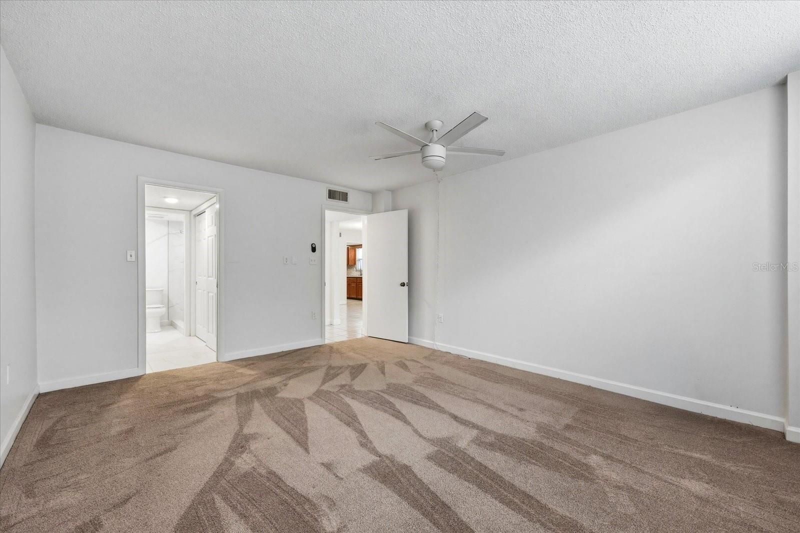2650 PEARCE DR #111, CLEARWATER, FL, 33764