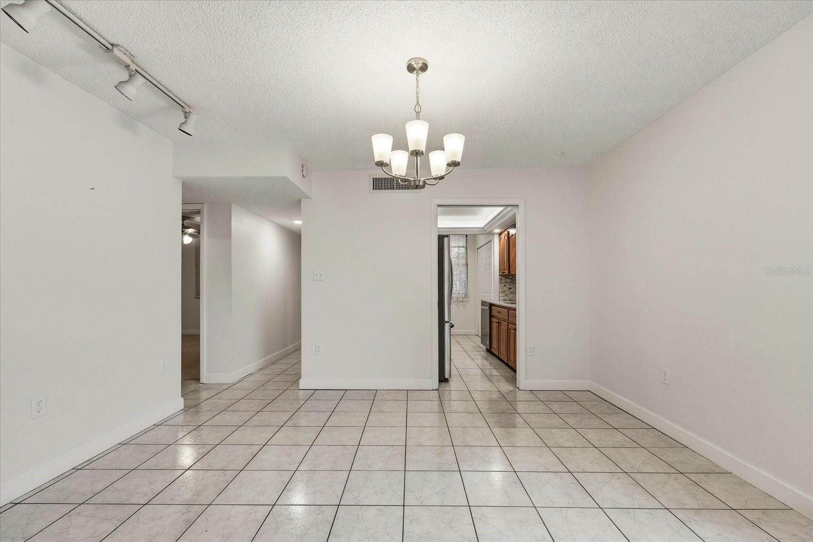 2650 PEARCE DR #111, CLEARWATER, FL, 33764
