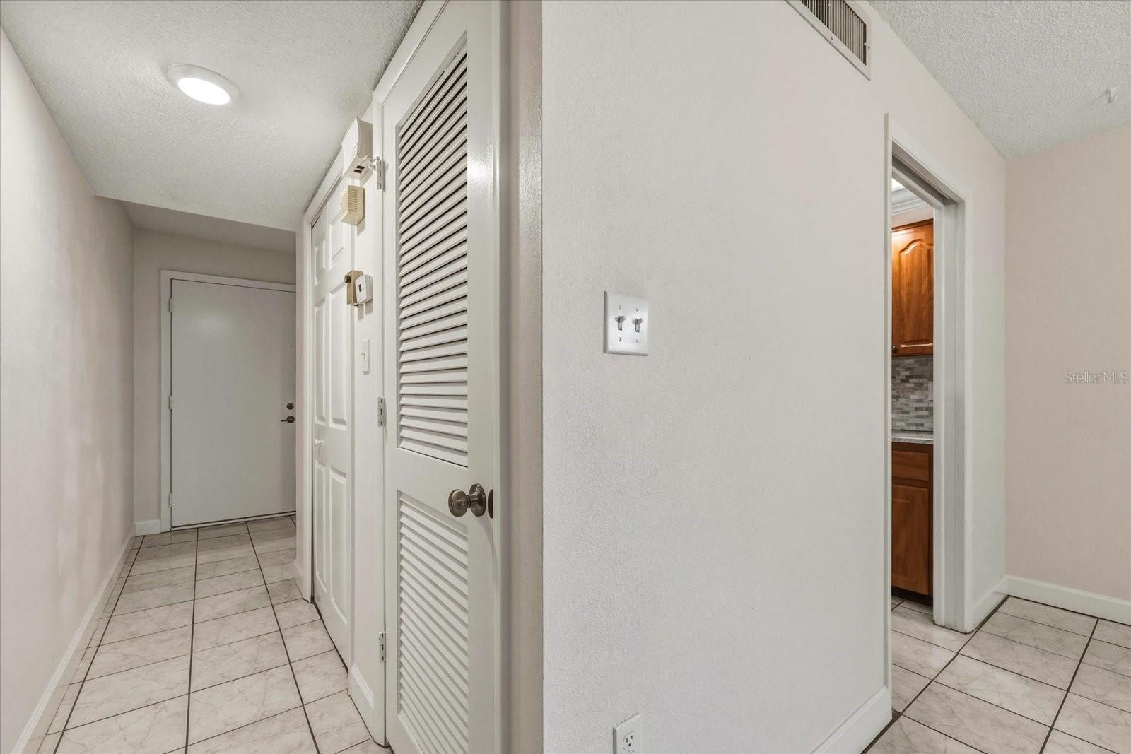 2650 PEARCE DR #111, CLEARWATER, FL, 33764