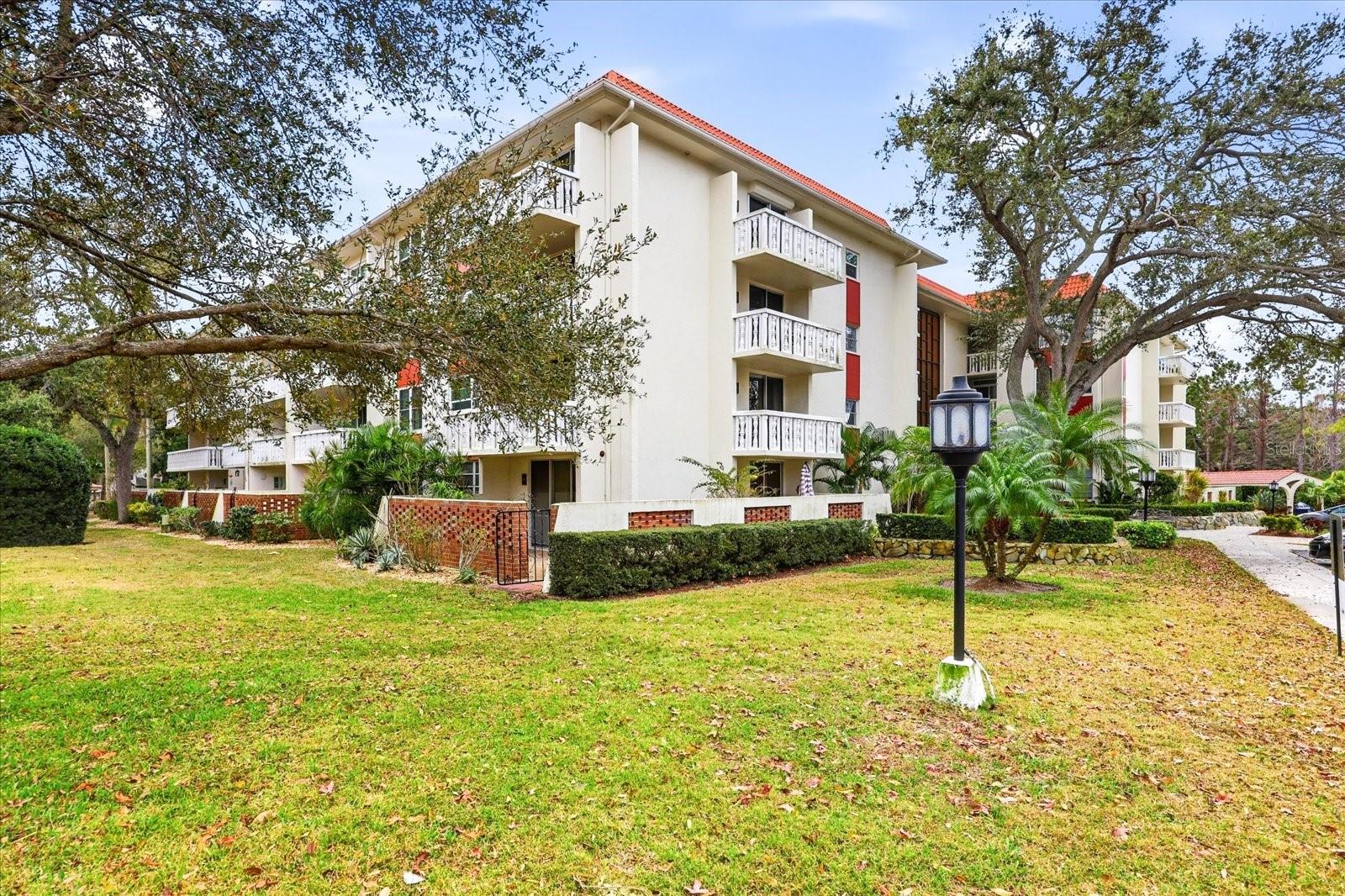 2650 PEARCE DR #111, CLEARWATER, FL, 33764