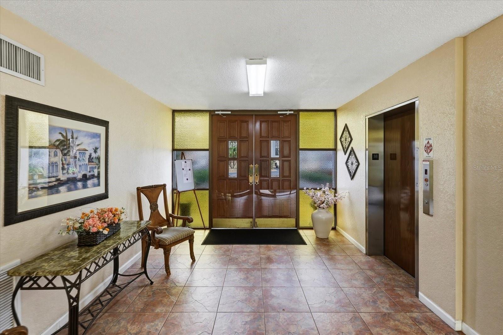 2650 PEARCE DR #111, CLEARWATER, FL, 33764