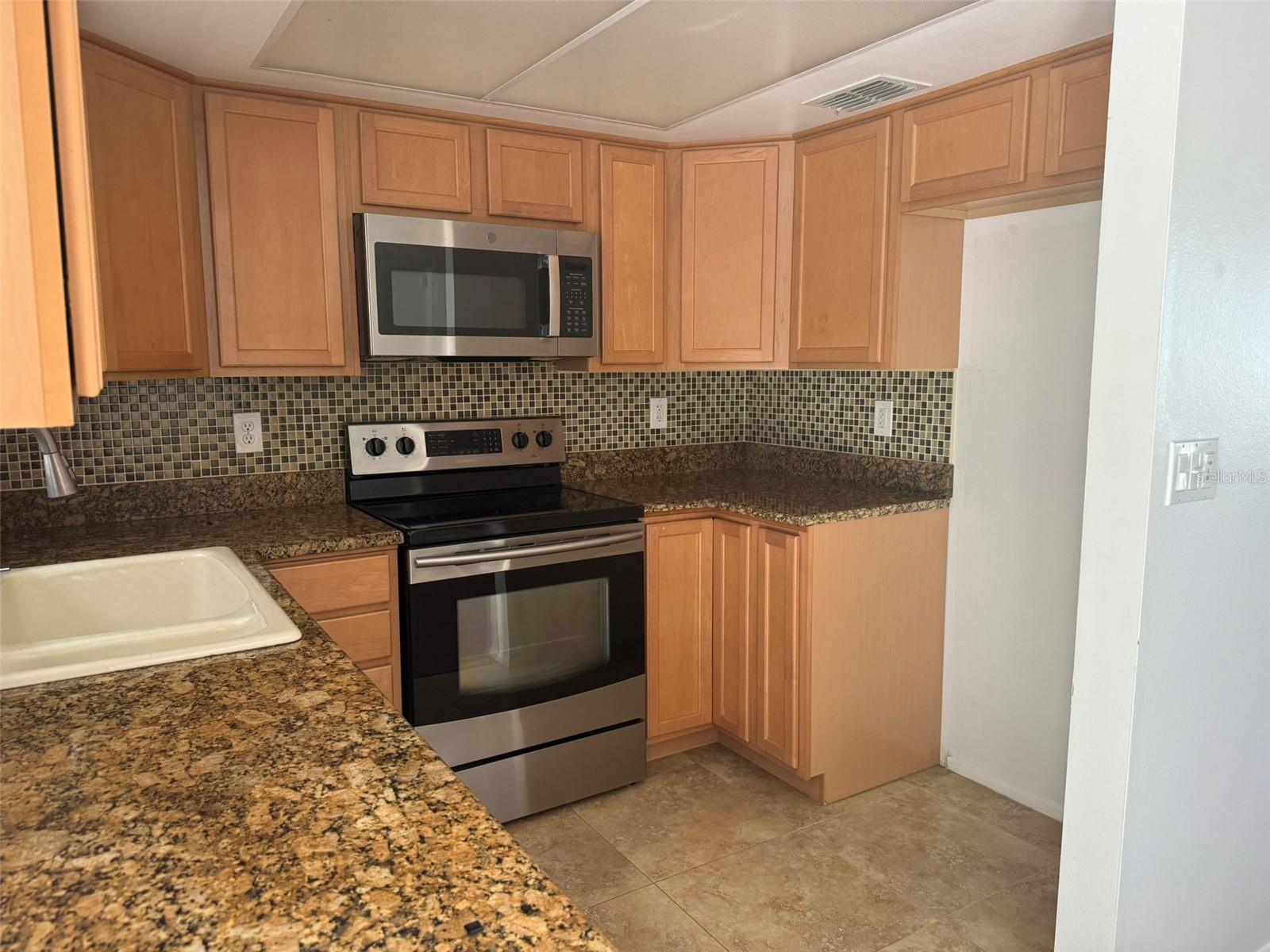 2332 SEWARD DR, SARASOTA, FL, 34234