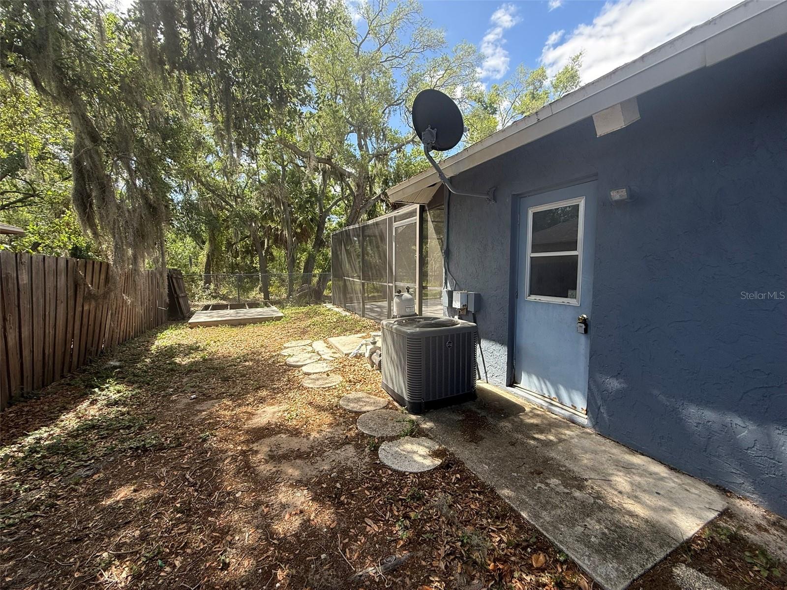 2332 SEWARD DR, SARASOTA, FL, 34234